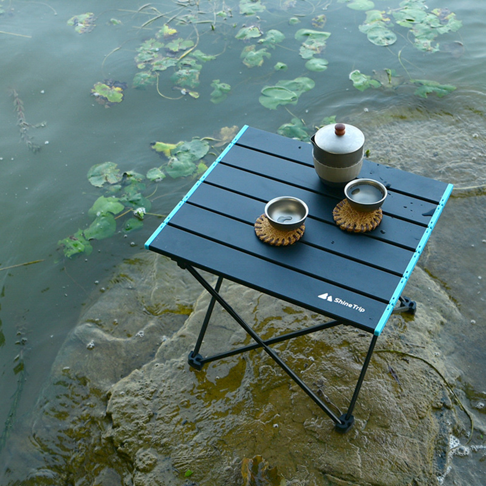 Small Camping BBQ Table